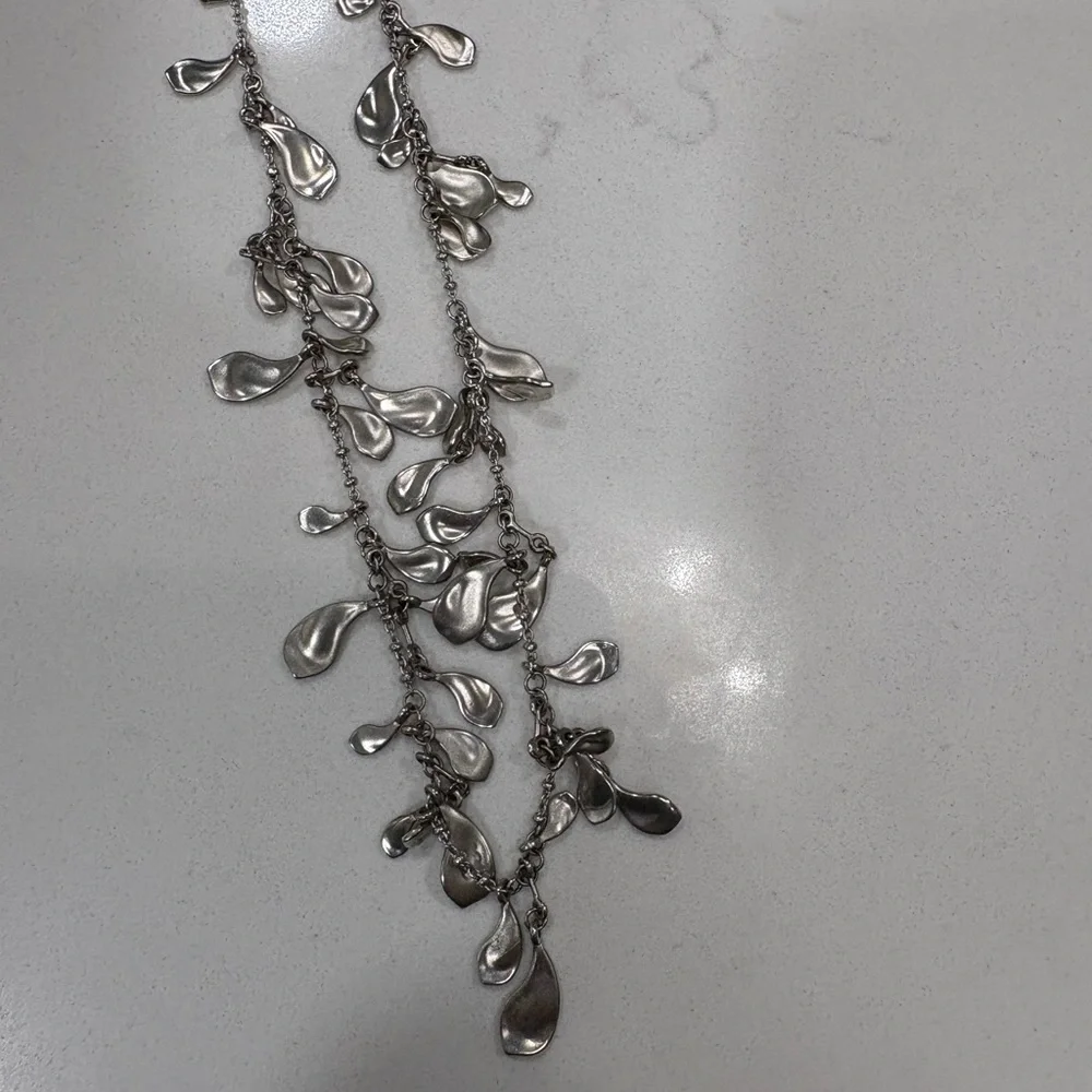 Kendra Scott Silver Necklace - Picture 2 of 4